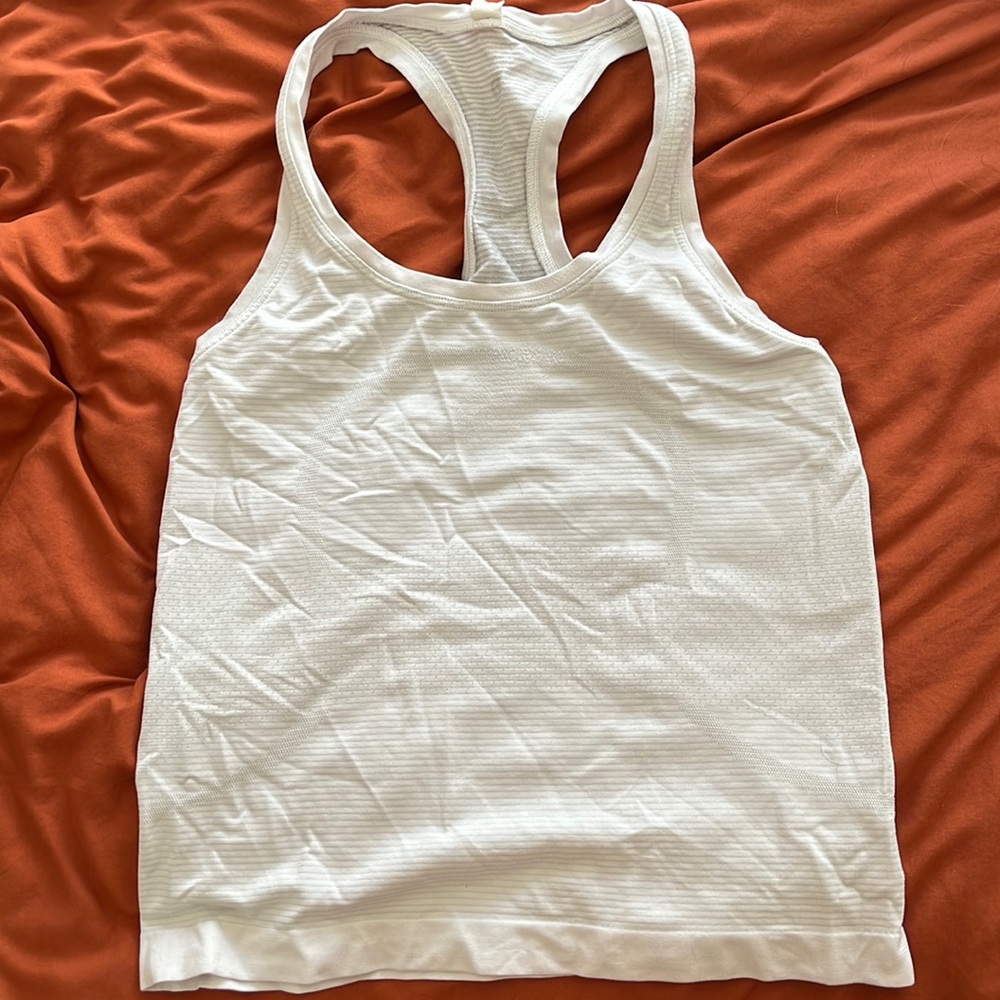 LULU LEMON SWIFTLY TANK